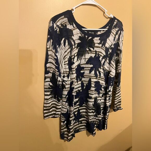 Nic + Zoe floral linen blend top L - Picture 2 of 7